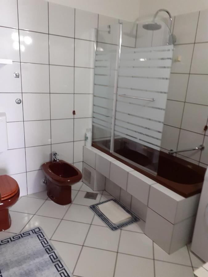 Ferienwohnung Vrata Jadrana 1 Rijeka Exterior foto